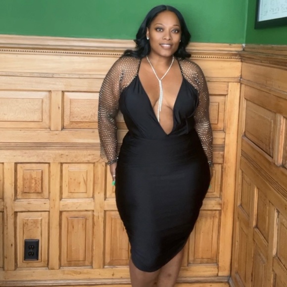 Elegant Body Suit - Picture 8 of 9